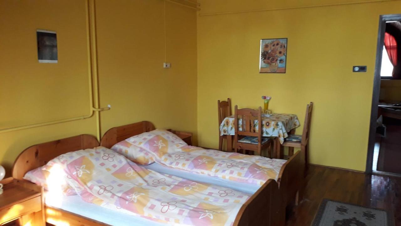 Centrum Apartman Ξενοδοχείο Hajdúszoboszló Εξωτερικό φωτογραφία