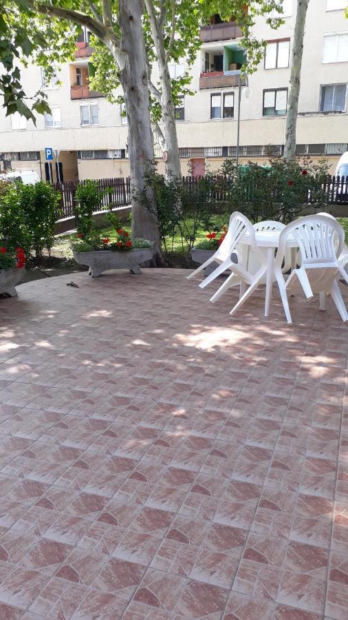 Centrum Apartman Ξενοδοχείο Hajdúszoboszló Εξωτερικό φωτογραφία